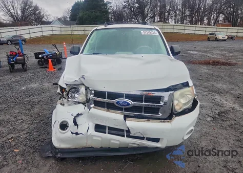 2011 Ford Escape Xlt from USA, damaged, VIN 1FMCU0D75BKB92933